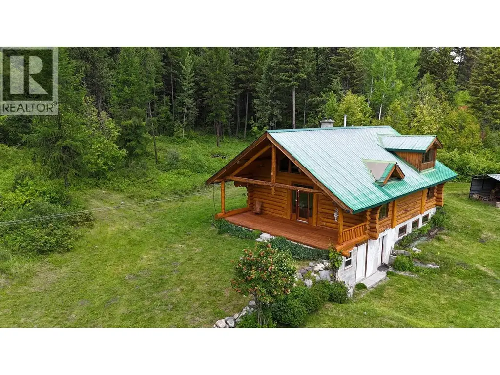 5200 Hardy Mountain Road, Grand Forks